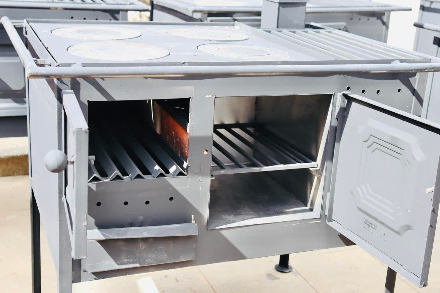 IMPLEMENTACIÓN DE ESTUFAS ECOEFICIENTES COMO MEDIDA DE CONSERVACIÓN AMBIENTAL